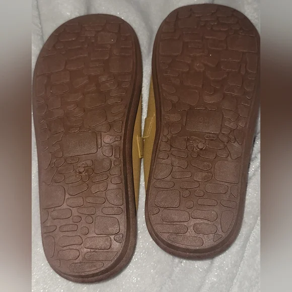 NWOB Women's Suede Clogs Leather Mules Size 38 (8) - Picture 2 of 4